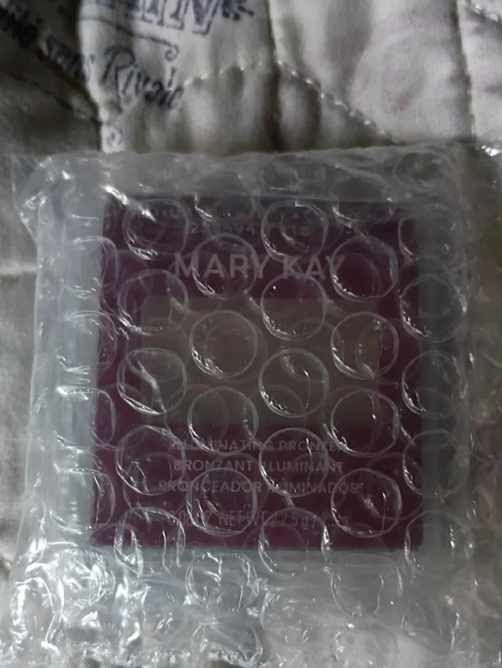 Mary Kay Lip Gloss, Eyeshadow Stick & Illuminating Bronzer Bundle